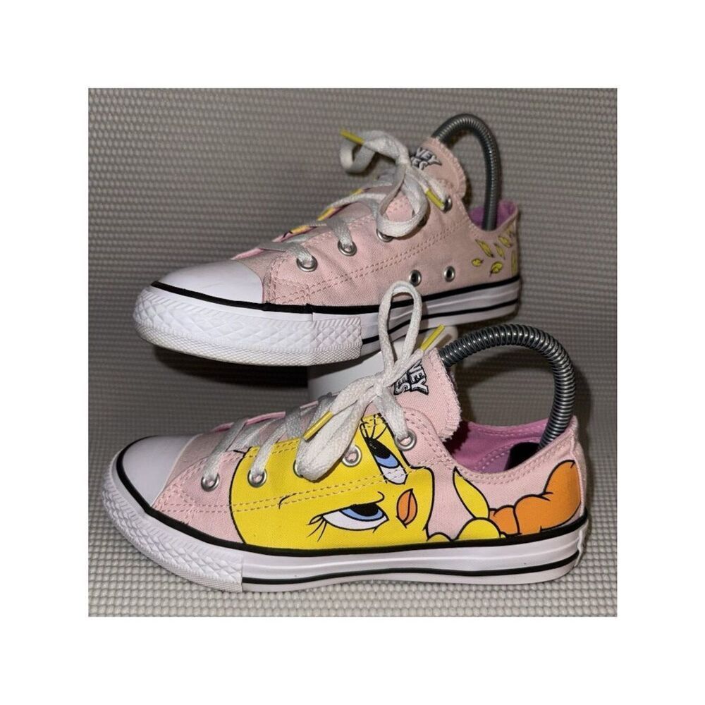 Converse All Star Chuck Taylor X Looney Tunes Tweety Bird Sneaker Size Youth 3
